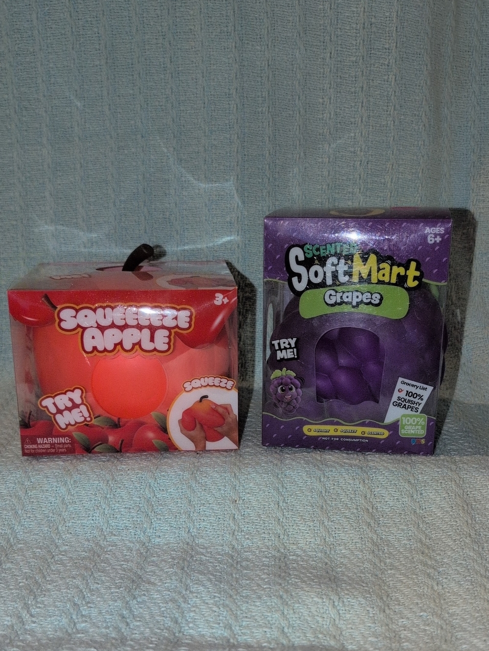 Squeeze Apple & SoftMart Grapes Squishy Toy Set - Red & Purple